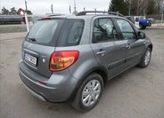Suzuki SX4 7