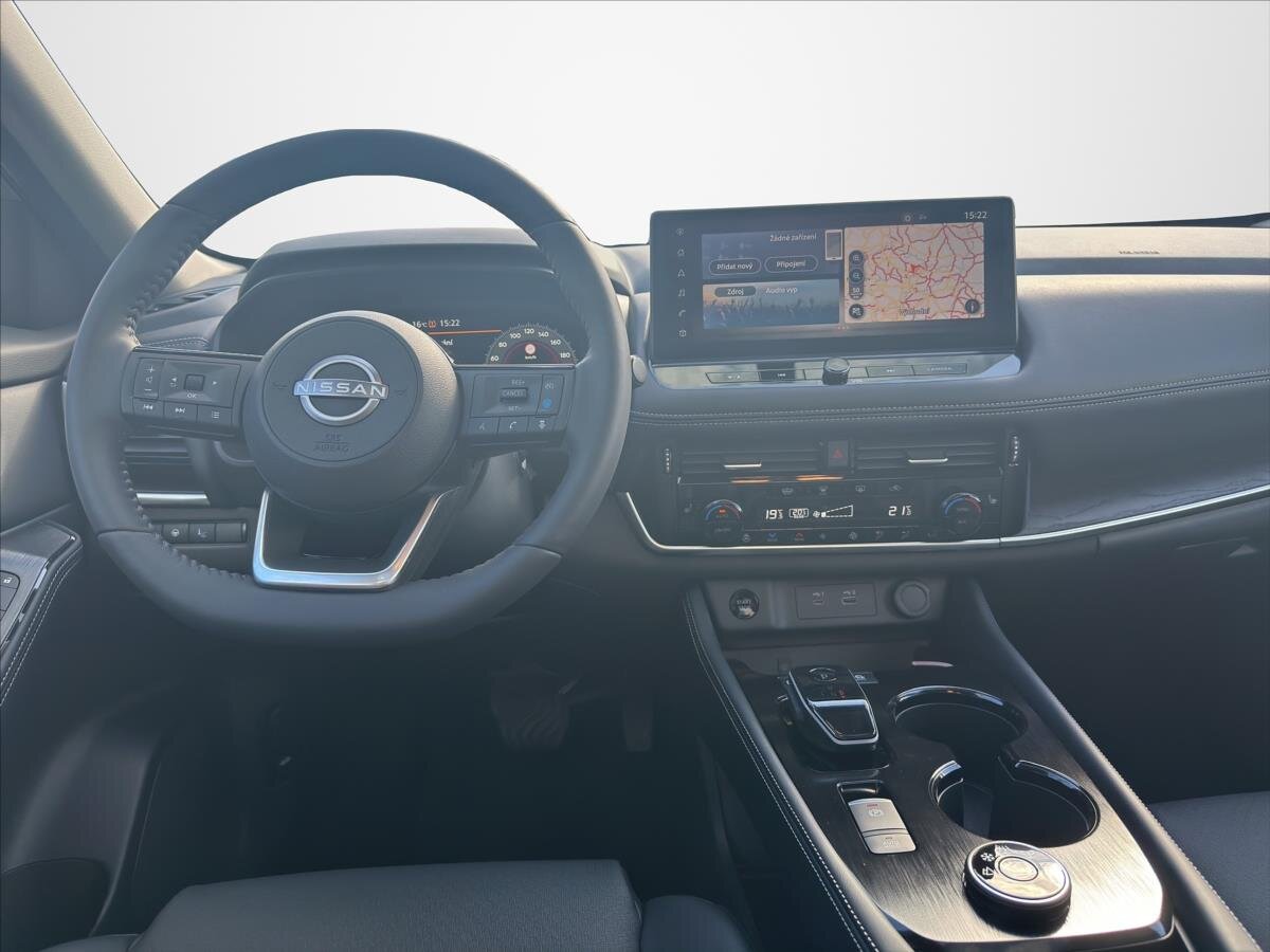 Nissan X-Trail SUV 1,5 l 157 kw