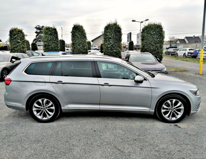 Volkswagen Passat Kombi 2,0 l 90 kw