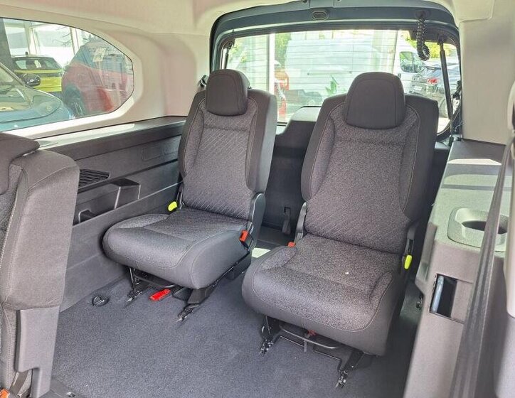 Peugeot Rifter MPV 1,5 l 96 kw