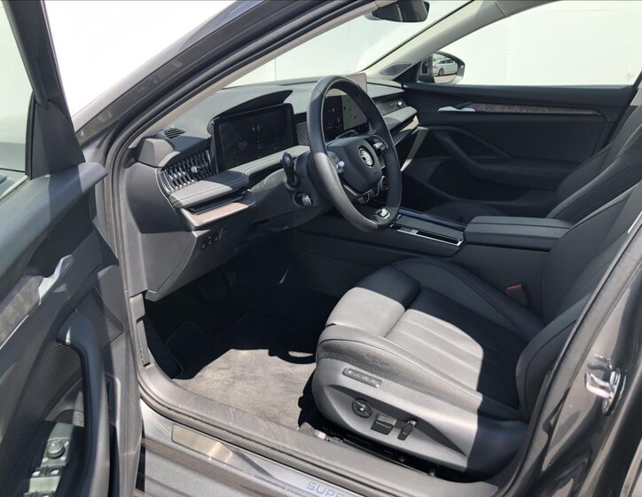 Škoda Superb Kombi 2,0 l 110 kw