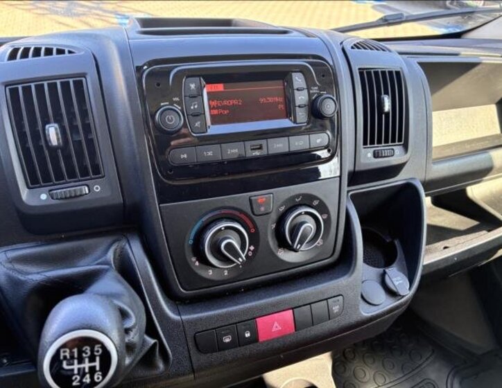 Opel Movano Skříň 2,2 l 103 kw