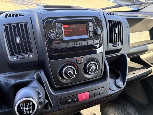 Opel Movano Skříň 2,2 l 103 kw