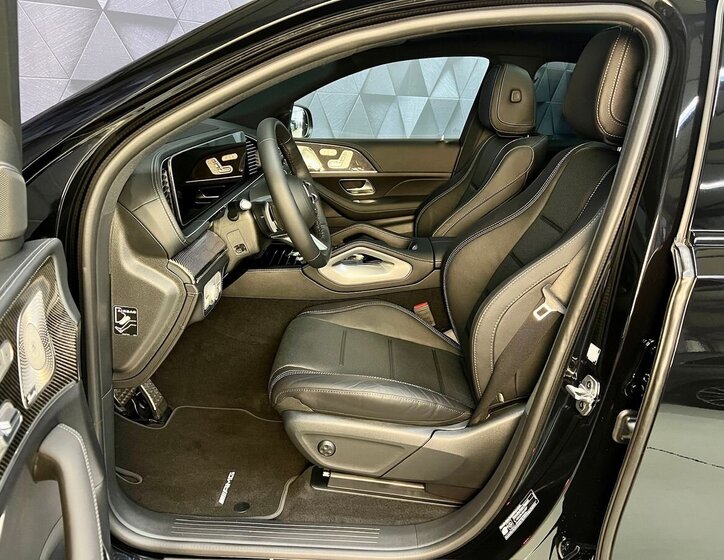 Mercedes-Benz GLE 10