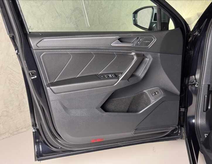 Volkswagen Tiguan Allspace SUV / Terénní 2,0 l 147 kw