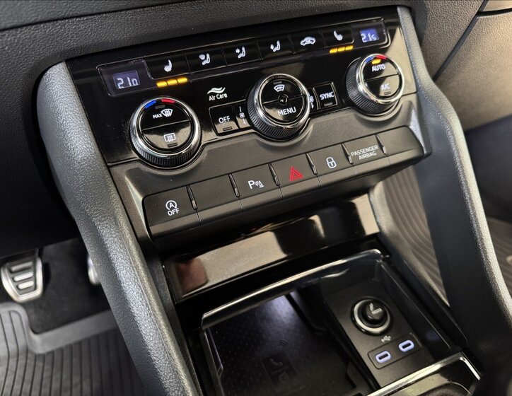 Škoda Karoq SUV / Terénní 2,0 l 110 kw