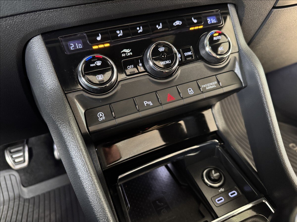 Škoda Karoq SUV / Terénní 2,0 l 110 kw