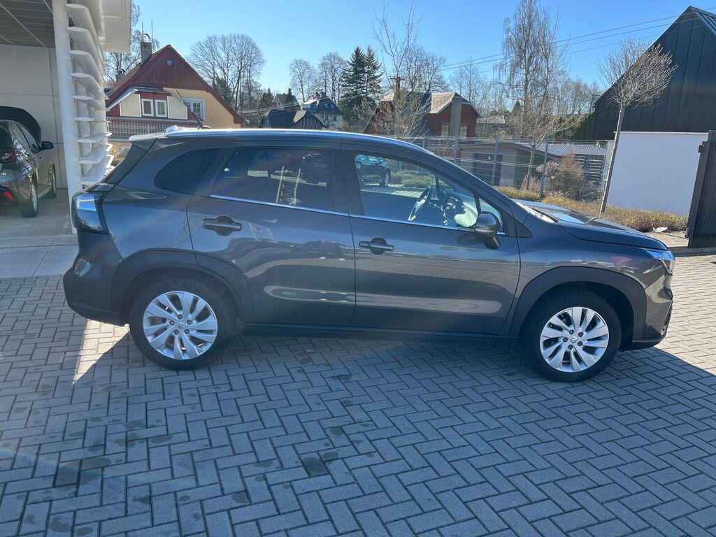 Suzuki S-Cross SUV / Terénní 1,4 l 95 kw