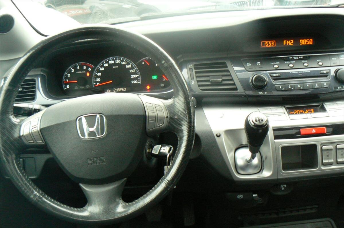 Honda FR-V Kombi 2,2 l 103 kw
