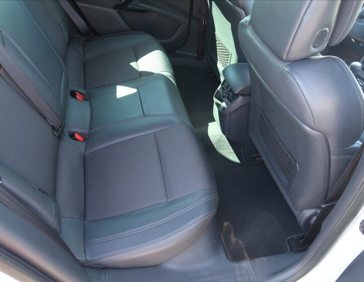 Peugeot 508 Kombi 2,0 l 120 kw