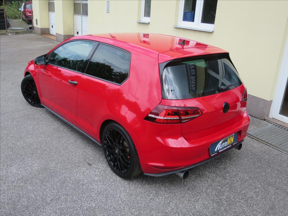 Volkswagen Golf Hatchback 2,0 l 162 kw