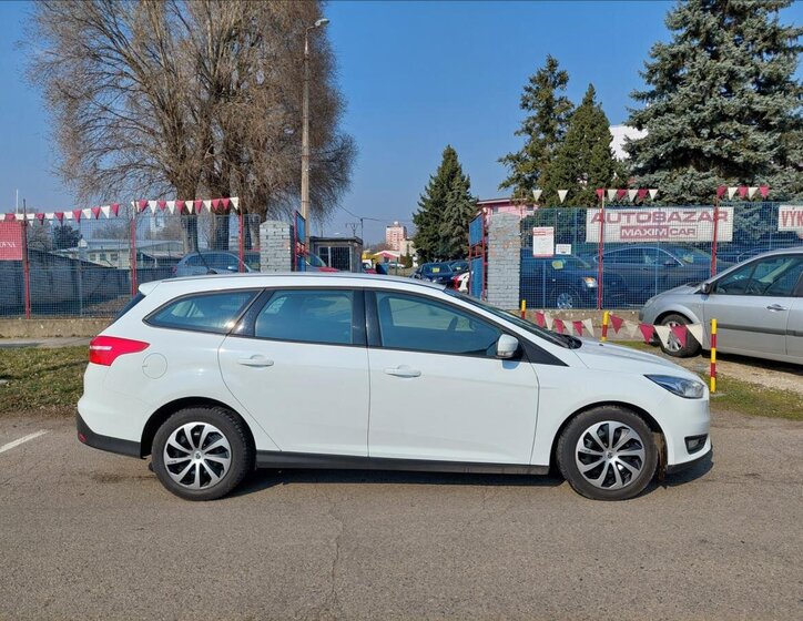 Ford Focus Kombi 1,5 l 77 kw