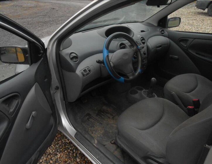 Toyota Yaris Hatchback 998,0 50 kw