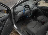 Toyota Yaris Hatchback 998,0 50 kw