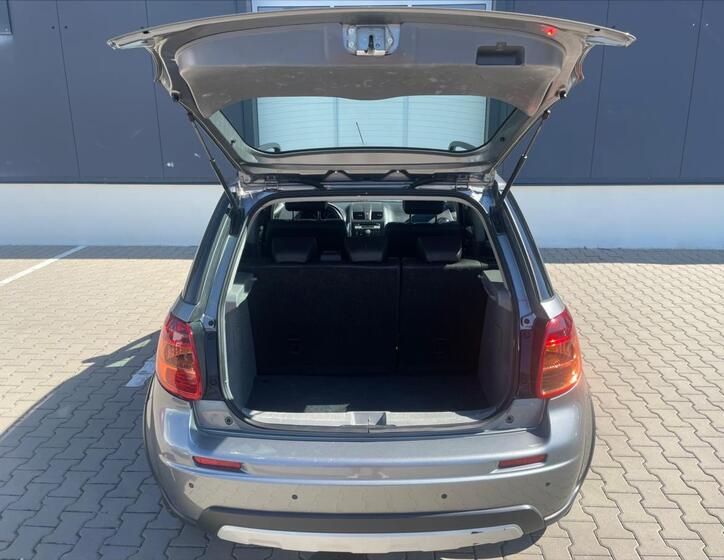Suzuki SX4 7