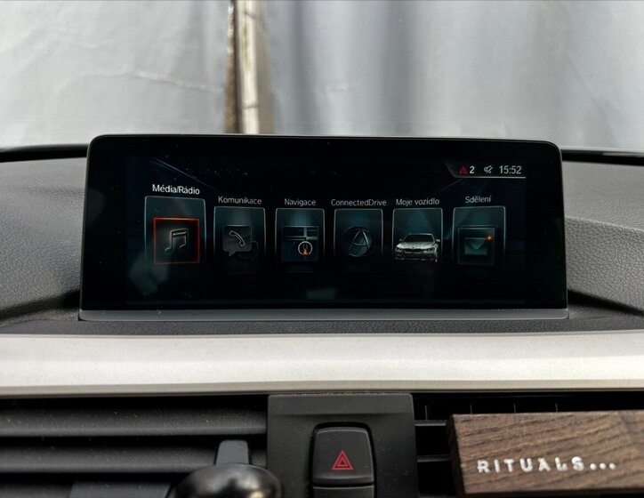 BMW Řada 3 Kombi 2,0 l 120 kw