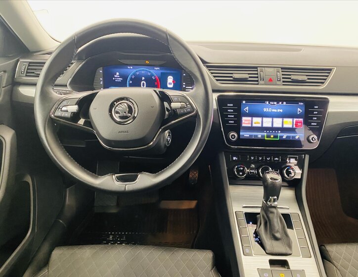 Škoda Superb Liftback 1,5 l 110 kw