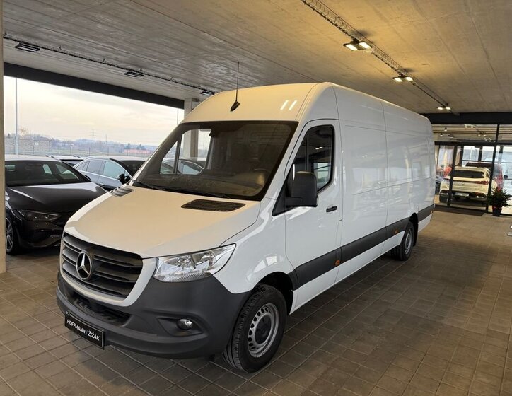 Mercedes-Benz Sprinter 1