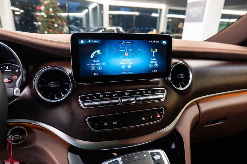 Mercedes-Benz Třídy V VAN-Minibus 2,0 l 174 kw