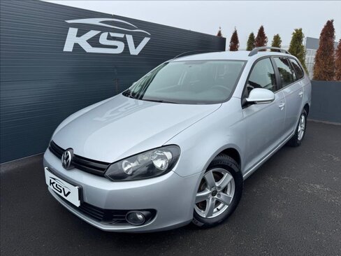 Volkswagen Golf Kombi 1,6 l 77 kw