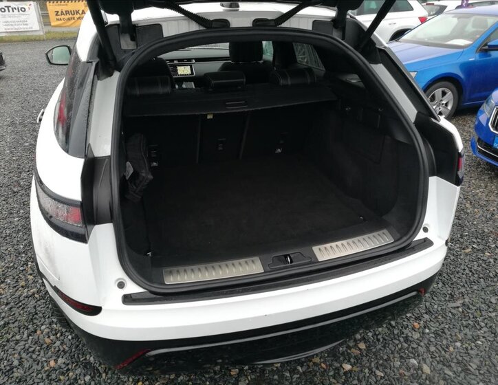 Land Rover Range Rover Velar SUV / Terénní 3,0 l 221 kw