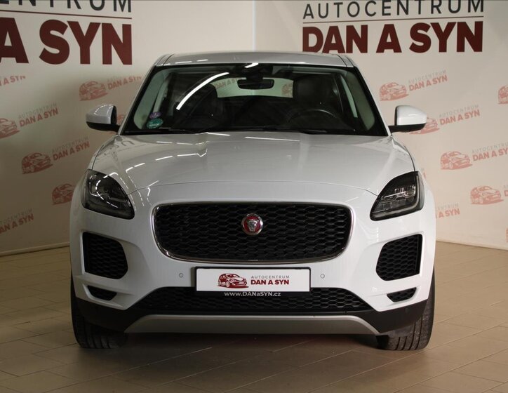 Jaguar E-Pace SUV / Terénní 2,0 l 183 kw