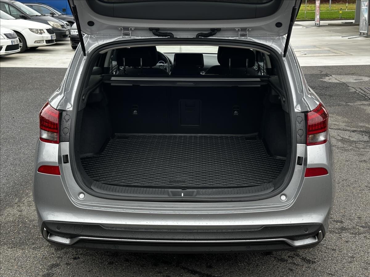 Hyundai i30 Kombi 1,5 l 103 kw