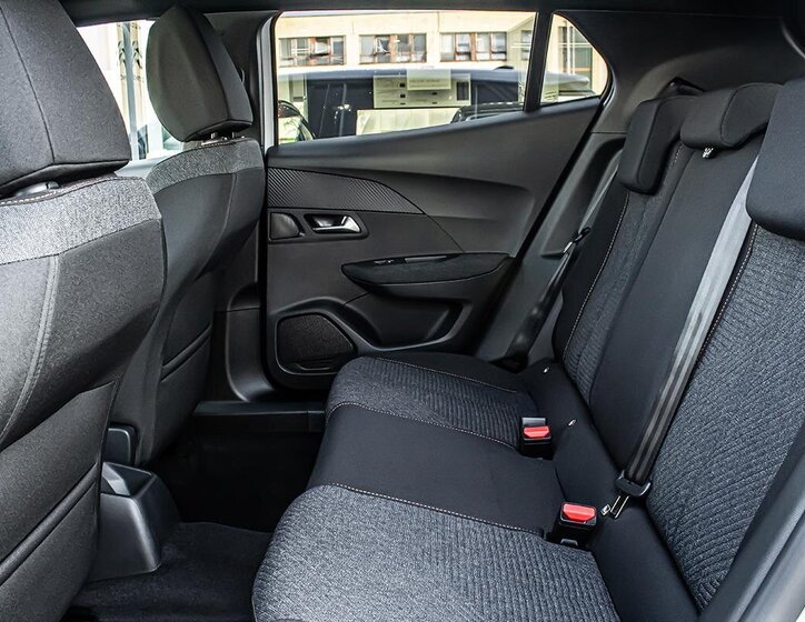 Peugeot 2008 SUV / Terénní 1,2 l 81 kw