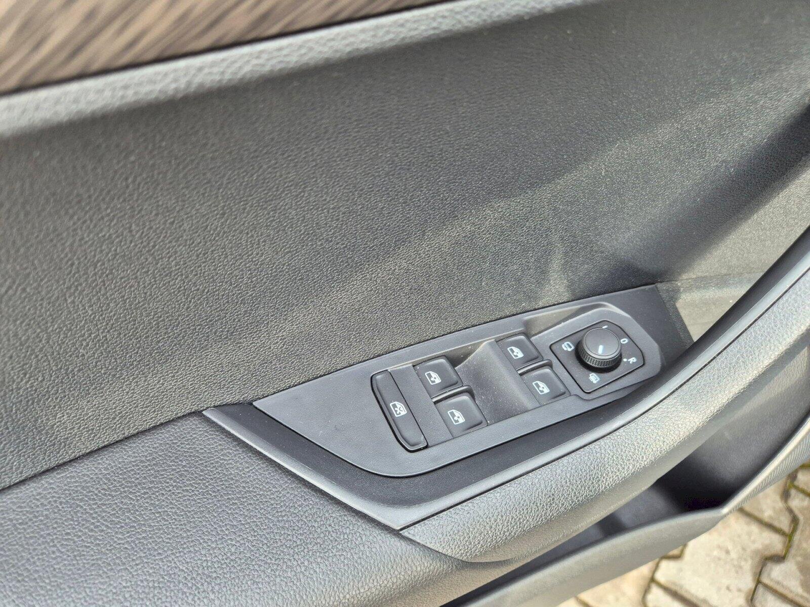 Škoda Karoq SUV 1,5 l 110 kw