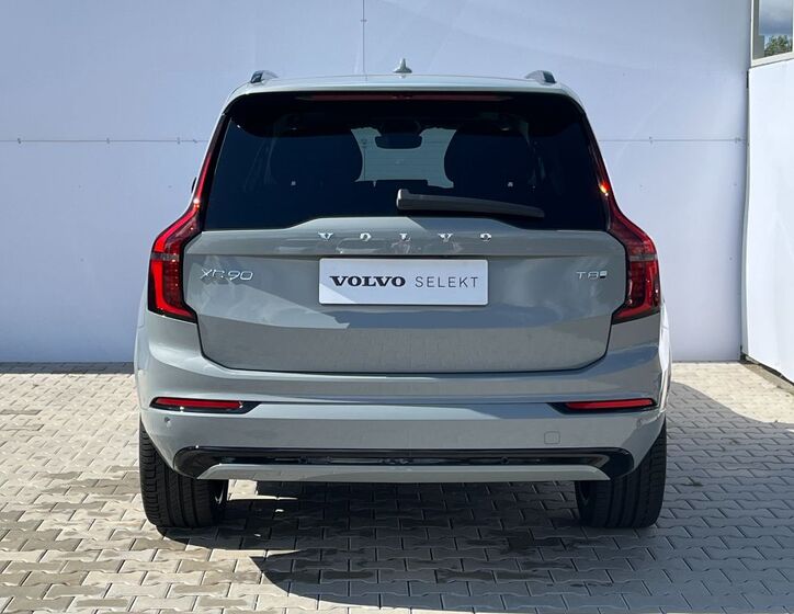 Volvo XC90 10