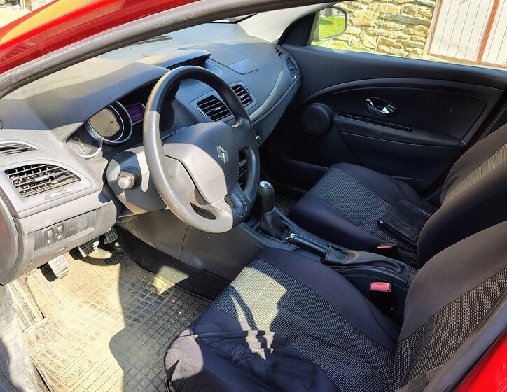 Renault Mégane Hatchback 1,6 l 74 kw