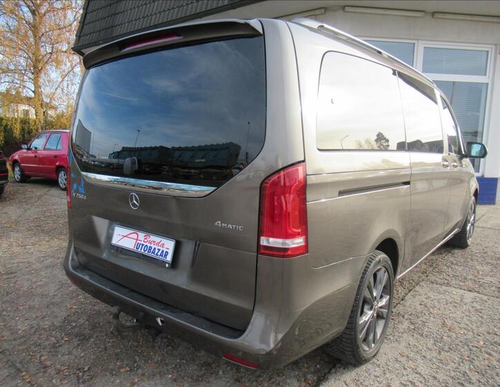 Mercedes-Benz Třídy V 5