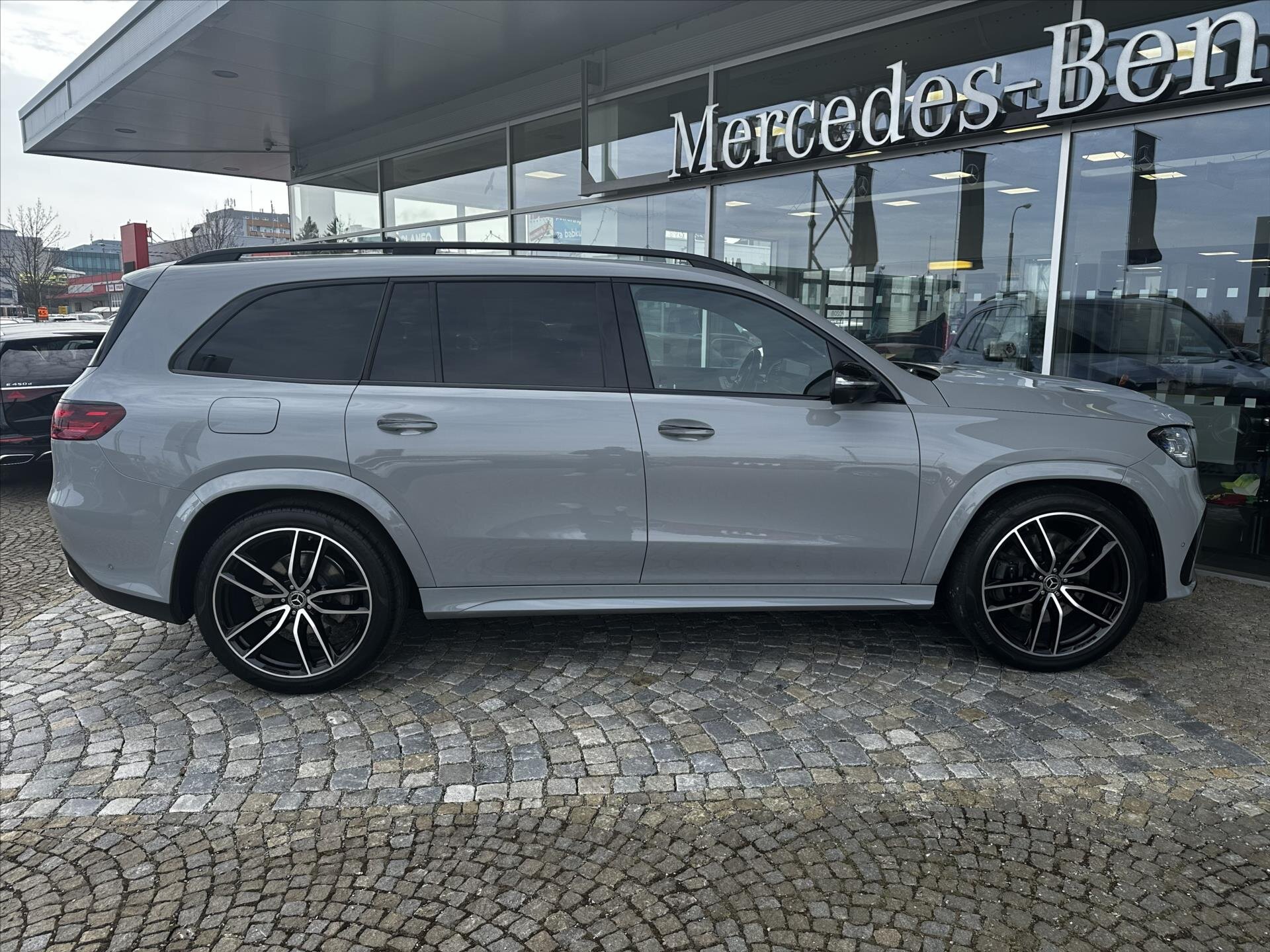 Mercedes-Benz GLS SUV / Terénní 3,0 l 270 kw