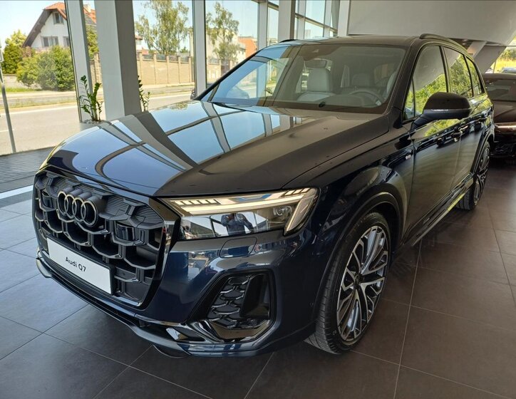 Audi Q7 1
