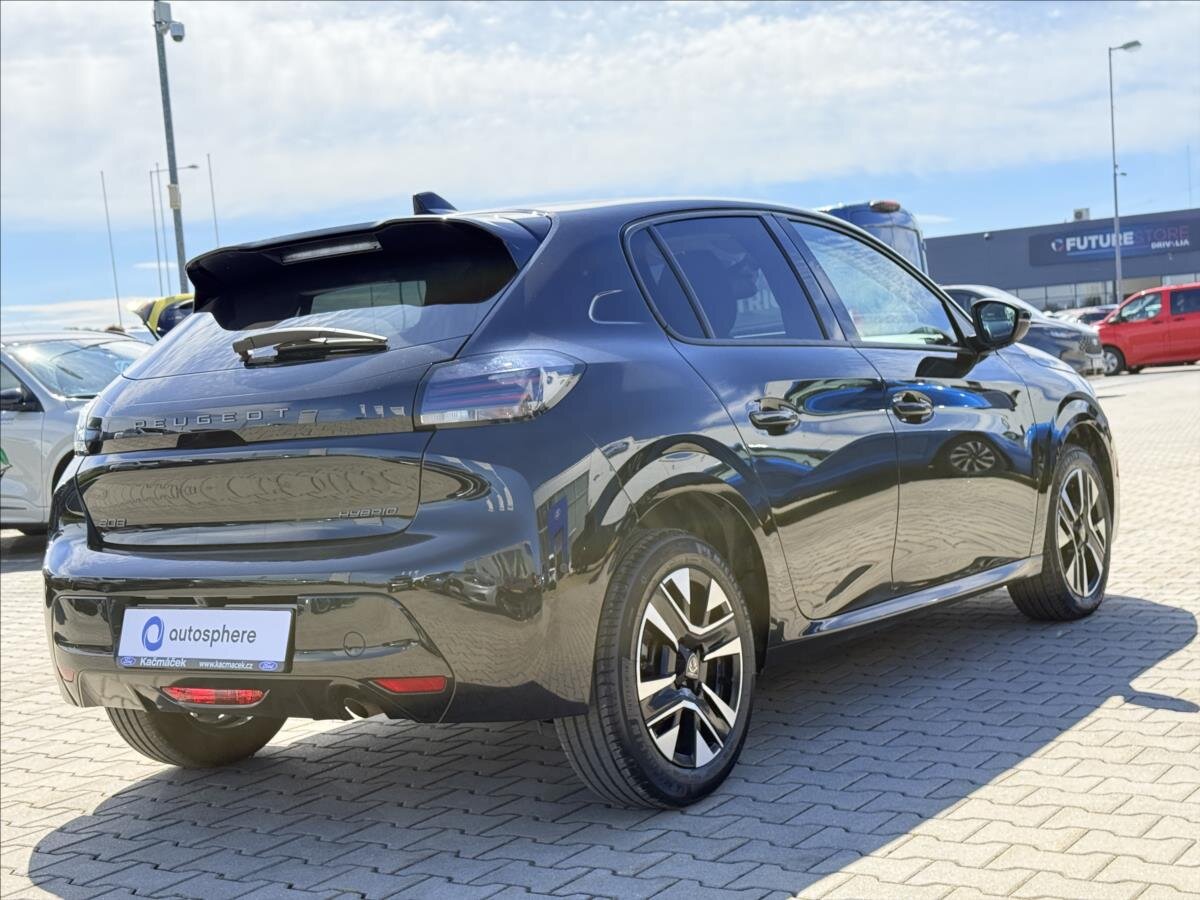 Peugeot 208 Hatchback 1,2 l 74 kw