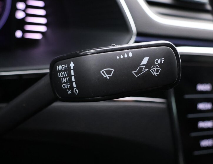 Škoda Superb Liftback 2,0 l 110 kw