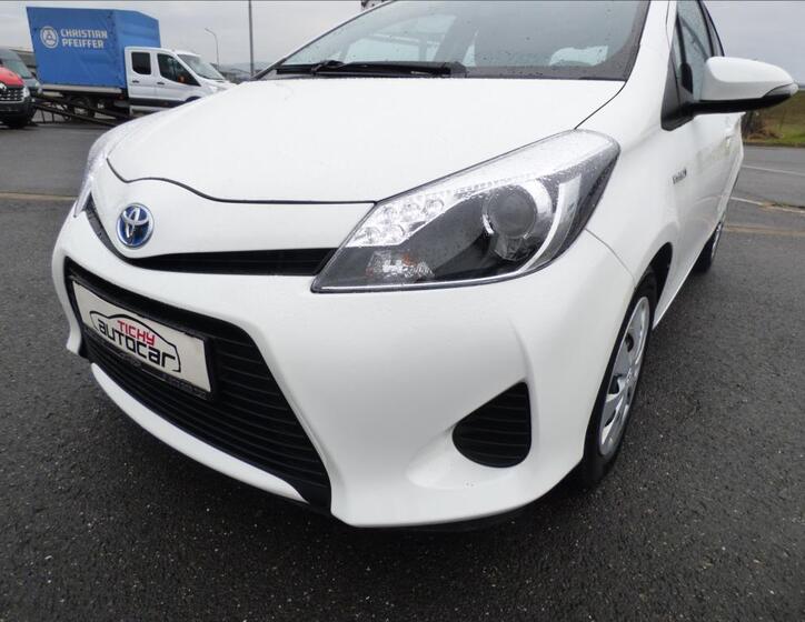 Toyota Yaris 55