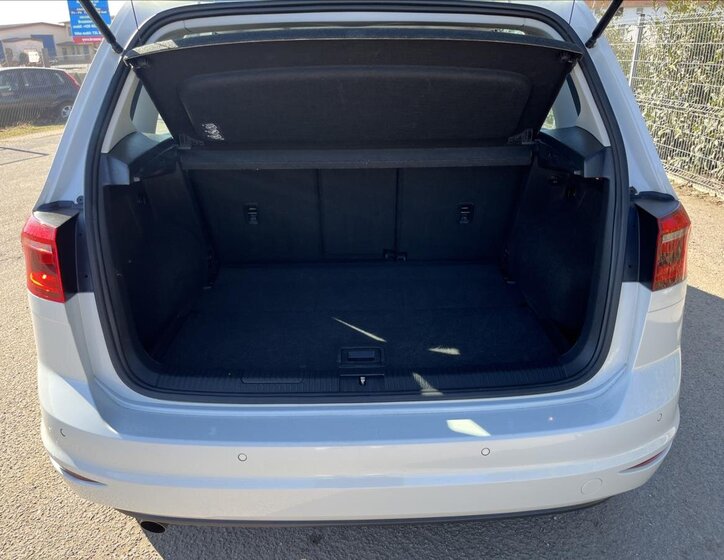 Volkswagen Golf Sportsvan Kombi 1,6 l 81 kw