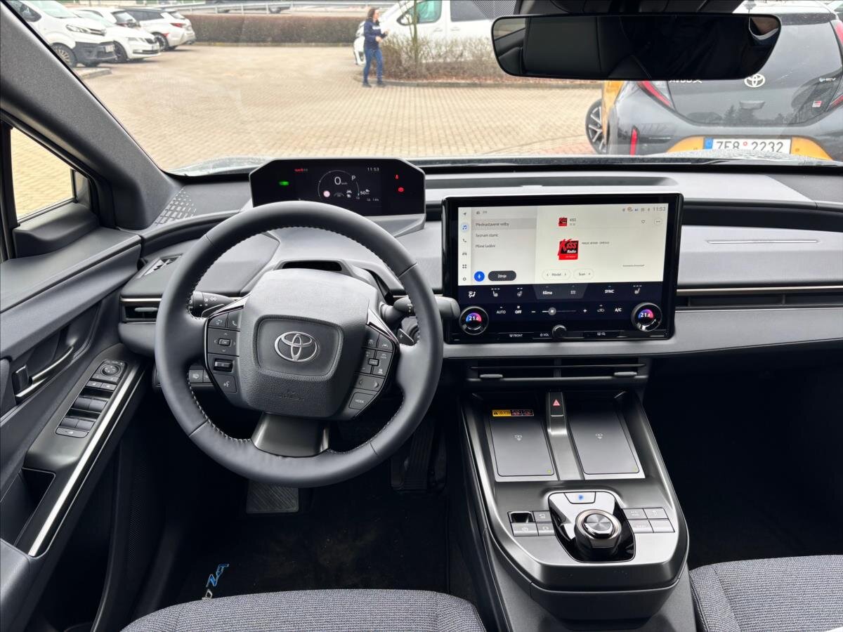 Toyota bZ4X SUV / Terénní 0,0 165 kw