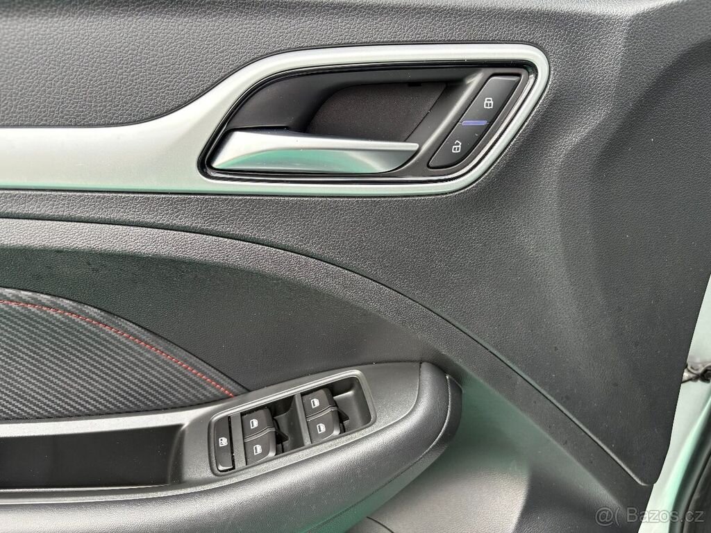 MG ZS SUV 999,0 82 kw