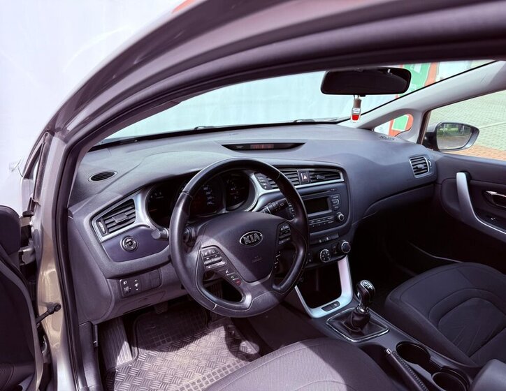 KIA Ceed 14