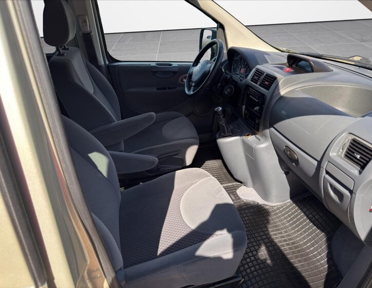 Citroën Jumpy MPV 2,0 l 120 kw