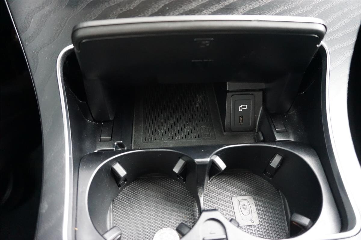 Mercedes-Benz GLC SUV / Terénní 2,0 l 180 kw