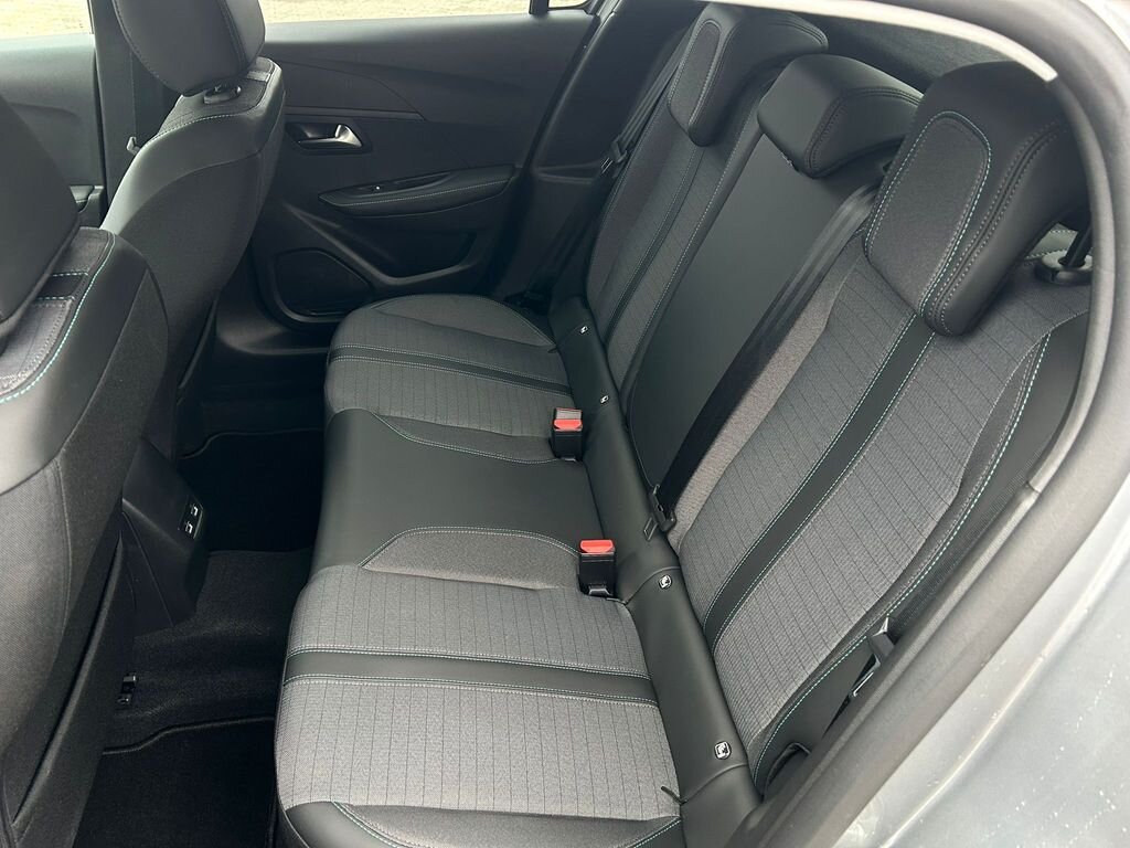 Peugeot 208 Hatchback 1,2 l 74 kw