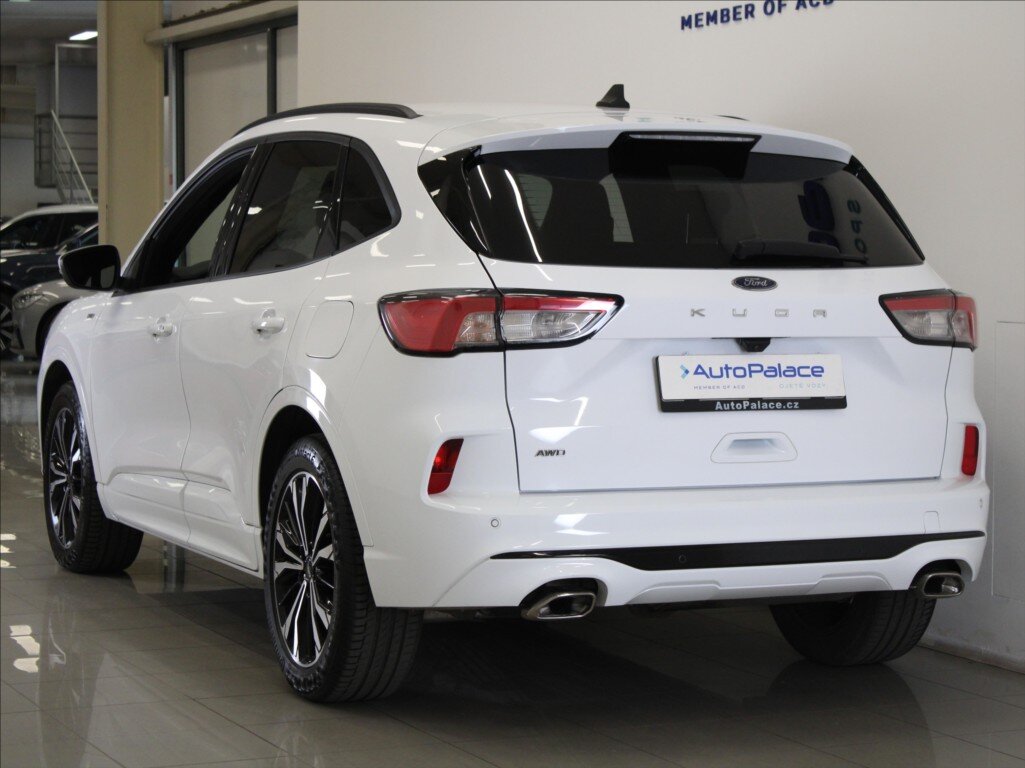 Ford Kuga SUV / Terénní 2,0 l 140 kw