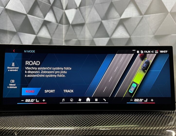 BMW M3 Sedan / Limuzína 3,0 l 390 kw