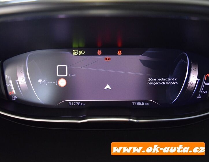 Peugeot 5008 MPV 1,5 l 96 kw