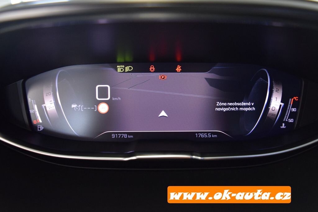 Peugeot 5008 MPV 1,5 l 96 kw