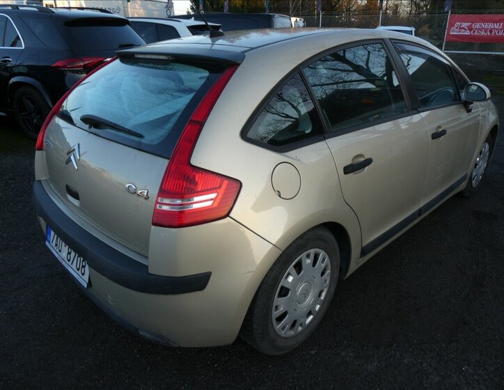 Citroën C4 8