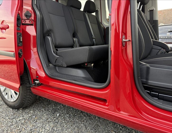 Volkswagen Caddy Kombi 2,0 l 75 kw